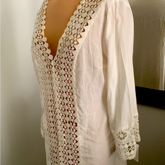 BEACH COVER DRESS V NECK WITH CROCHET TRIM LACE SIZE S/M. - Picture 2 of 5